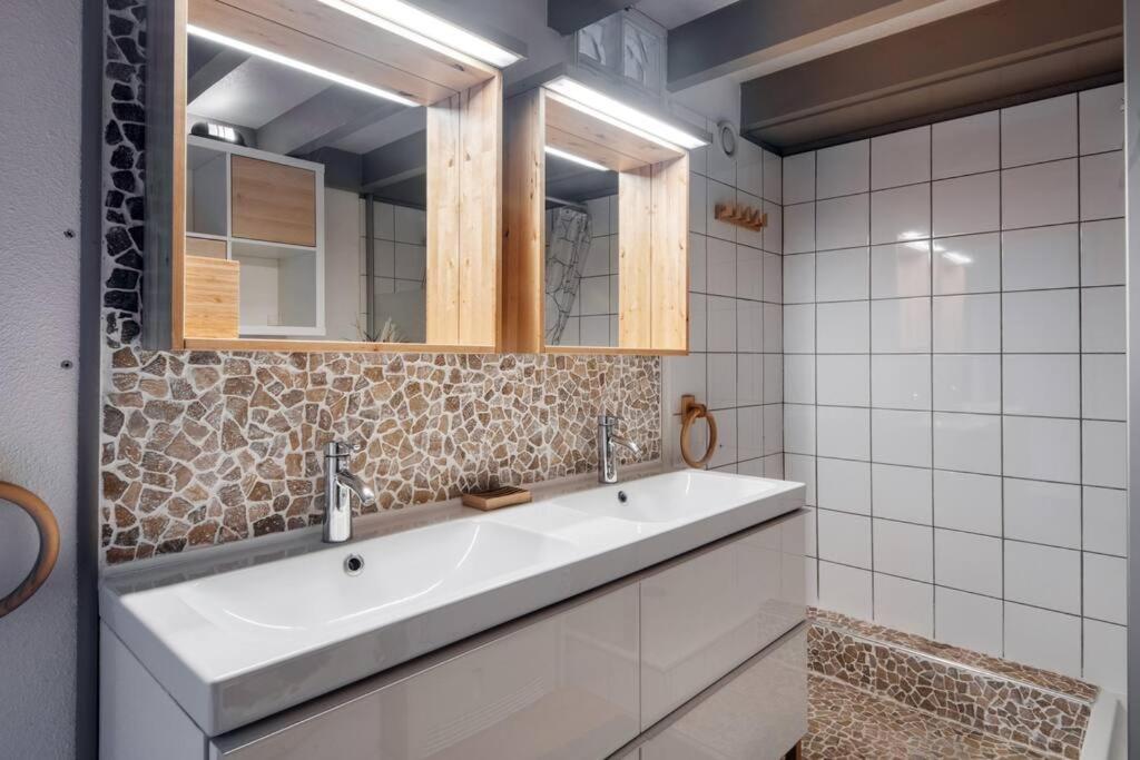 Appartement T3 Cosy , Coeur Historique De La Rochelle à La Rochelle  Extérieur photo