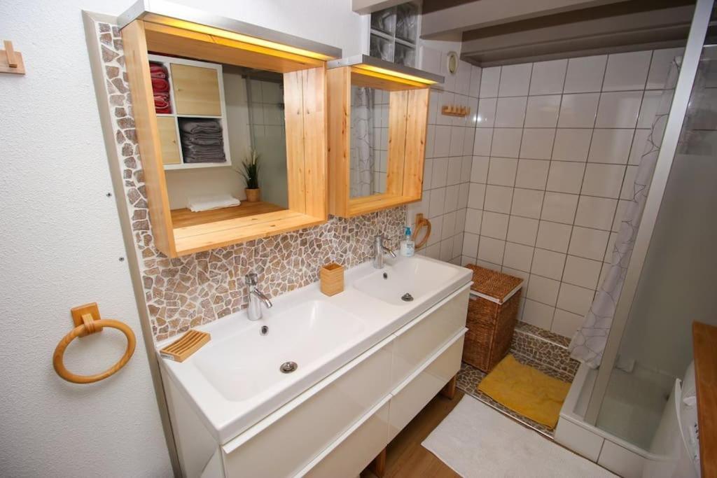 Appartement T3 Cosy , Coeur Historique De La Rochelle à La Rochelle  Extérieur photo